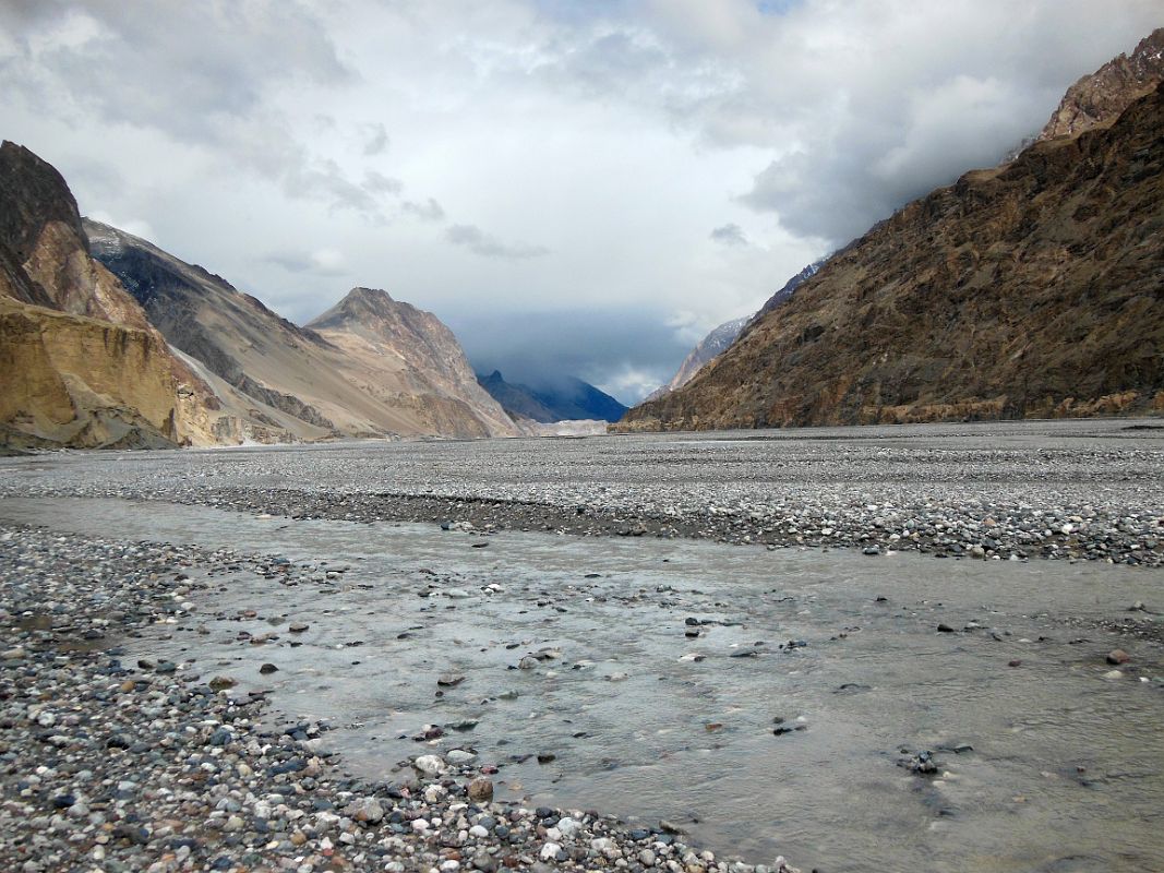 14 Shaksgam River And Wide Shaksgam Valley Between Kerqin And River Junction Camps On Trek To K2 North Face In China